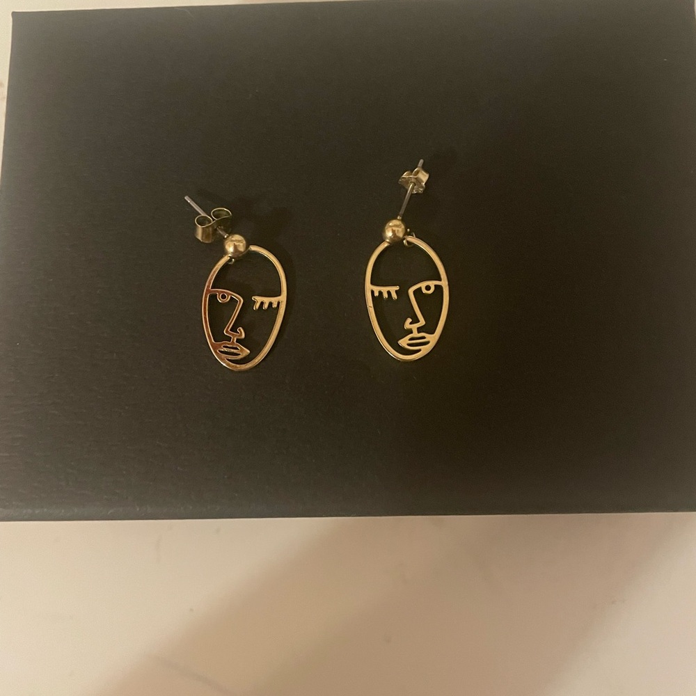 Free w/ Bundle Abstract Earrings